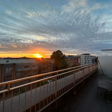 Spacious 2 Bedroom Penthouse Retreat 伦敦 外观 照片