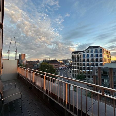 Spacious 2 Bedroom Penthouse Retreat 伦敦 外观 照片