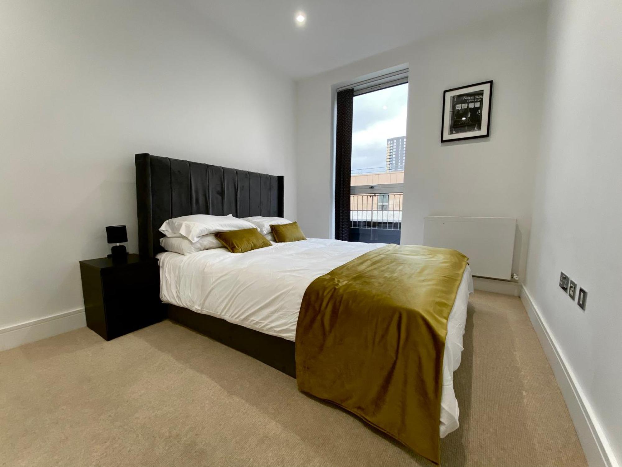 Spacious 2 Bedroom Penthouse Retreat 伦敦 外观 照片