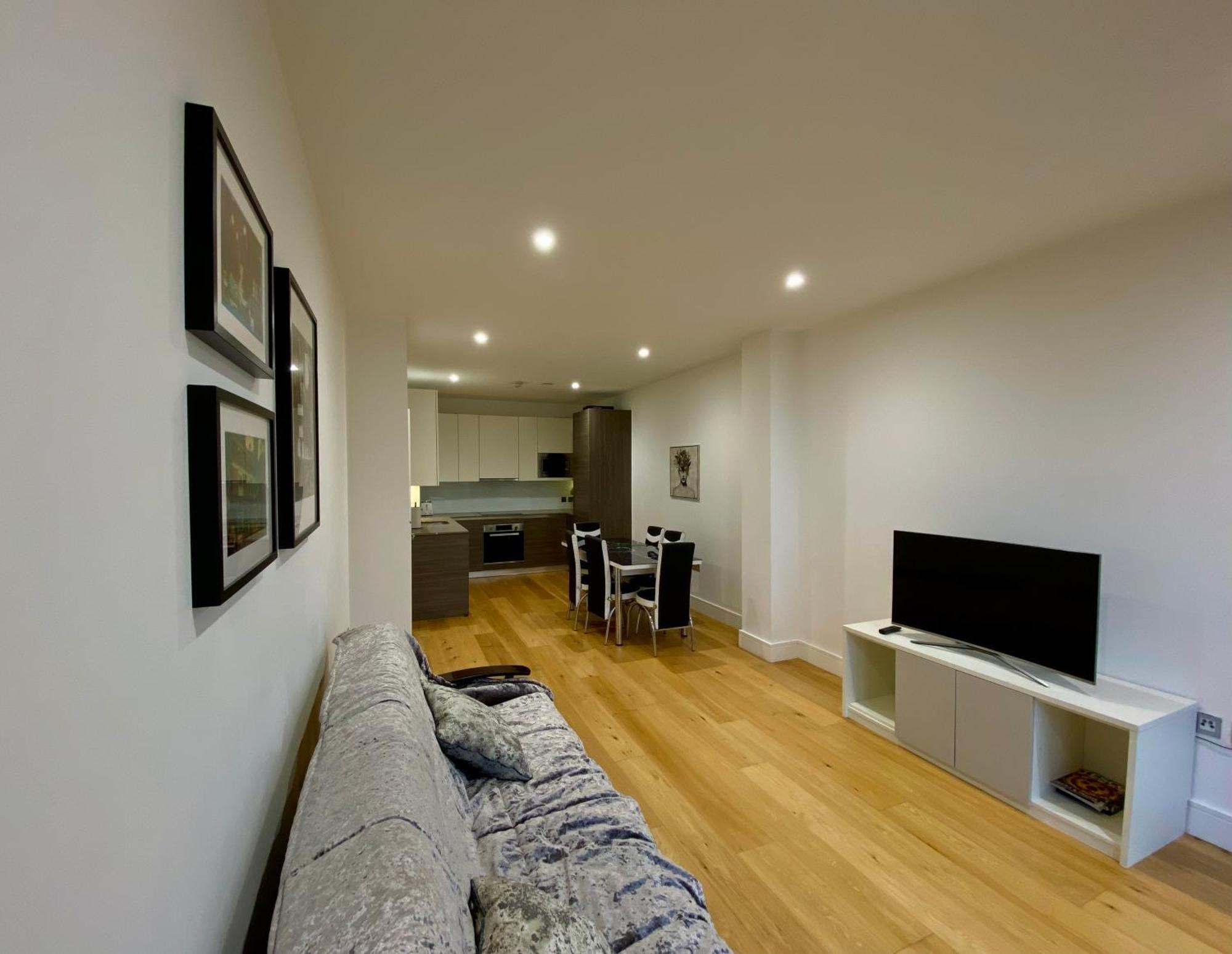 Spacious 2 Bedroom Penthouse Retreat 伦敦 外观 照片